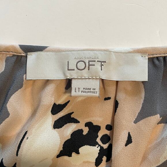 LOFT Floral Blouse Womens Size Large Tall Gray Peach Long Sleeve Career Top - Picture 6 of 9